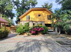 Villa Nabran, hotel cu parcare din Nabran