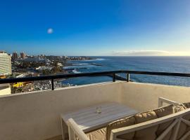 Club Villamar Exclusive Beachfront Penthouse, hotelli Adejessa