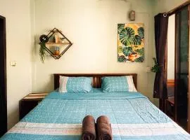 MILD ROOM SEA VIEW ROOM FOR RENT