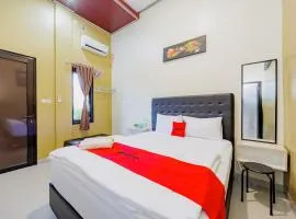RedDoorz Near Dr Oen Solo Baru Hospital