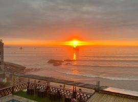 Hotel Sunset Chancay، فندق في تشانساي