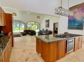 Luxury 2BR Villa - Beach Access and Elegant Design at Cabarete, Hotel in Cabarete