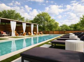 Melrose River Club Resort, hotel in San Marcos