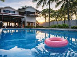 Paradise, hotel a Tivives