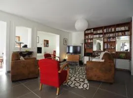 Charmante Villa avec Terrasse et Garage à Arcachon, Proche Centre et Plages - FR-1-474-61