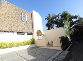 Villa Aloha, khách sạn ở Cipanas