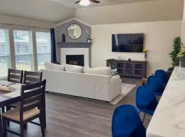 FIFA 2026! Modern 3 bedroom home for stay! StayMansfield
