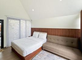 Glamping Bahagia Sekipan Tawangmangu Mitra RedDoorz, hotell i Tawangmangu