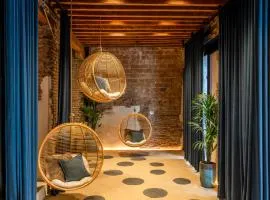 Coeo Despertar Signature Apartments