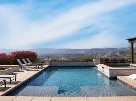 Modern Temecula Mansion w Pool Hot Tub Guest House Valley Views Camila by AvantStay