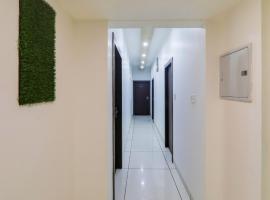 Super Hotel O Centrum, hótel í Gorakhpur