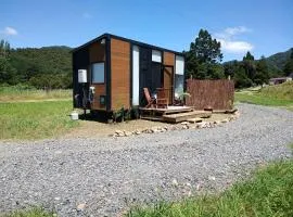 Omoho Stream X by Tiny Away