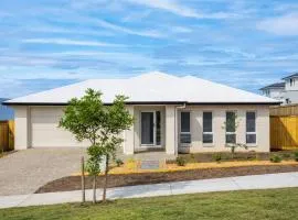 Brand New 4 Bedroom Belleview House near Ipswich