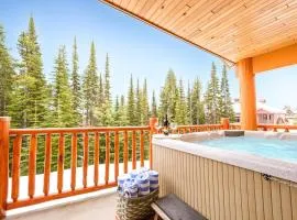Best Ski-in out 3 Bdrm Chalet, with Hot Tub