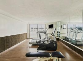 Fiesta Inn Express Chihuahua: Chihuahua'da bir otel