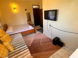 Serena Road Studio by Agnes