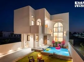 StayVista at Kraya Villa with Pet Friendly, BBQ, Bonfire