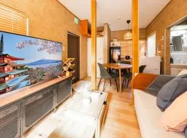 6 min walk from Shibuya Ward, Nishi-Shinjuku 5-chome Station, Great access to Shinjuku and Harajuku, 6 people, 201