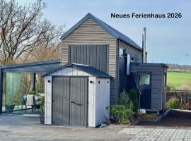 Sunset Tiny House GbR, hotel u gradu Neuendorf