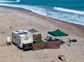 Ḑibāb에 위치한 호텔 كرفان السديم