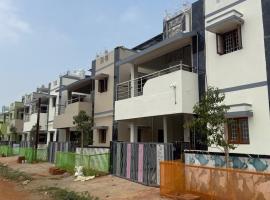 Sendhur Stay Homes, hótel í Pūngudi