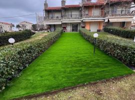 SEASIDE Villa Nour Avdira, готель у місті Ávdhira