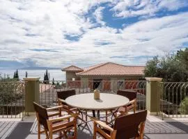 The Cerulean Villa - The Concord Of Blue And Green