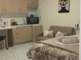 elia patra apartment 2