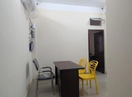 Budget Stays By Ujjoni Namoni, hotelli kohteessa Guwahati