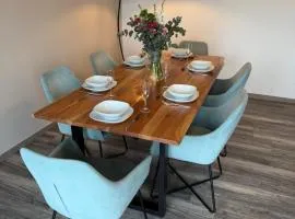 Moderne Wohnung mit Parkplatz und Kaffeevollautomat