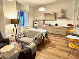 La Palmeraie - Appartement classé 4 étoiles - Hyper centre ville, hotel in Quimper