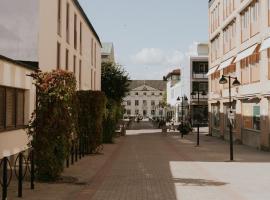 Hotell City, отель в городе Хернёсанд