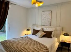 Emerald Chic - Terrace Fiber & Parking - 4 Guests