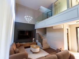 Delux SeaSide Victorious Villa by HolidayKeys, Hotel in Kyrenia