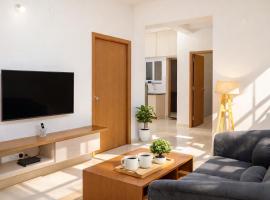 Cozy and Peaceful Entire 2Bhk near US consulate, hotel i Lingampalli