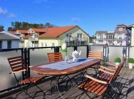 strandnahe FeWo mit 3 Schlafzimmern und Balkon, Villa Vergissmeinnicht 02, Binz