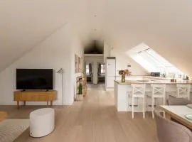 Sunlit Loft Apartment in Valby with Parking for 8
