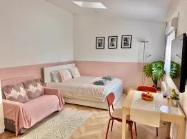 Studio indépendant à Roissy-en-France avec terrasse, proche Aéroport CDG