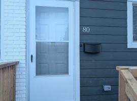 Brand New Affordable 3 Bedroom Suite, vila v destin&aacute;cii Saskatoon