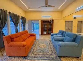 Luxury Living in Patliputra Villa 3 and Half BHK, 8 Beds