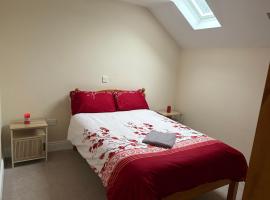 Riverchapel Guesthouse, hotel i Courtown