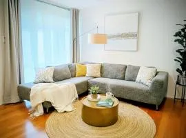 Shell Cove,Game Room, 3 Baths, King Bed, 7kW EV Point, Spacious 1-Story Home