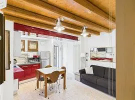 Vicoletto4-Centro storico Verona con Parking