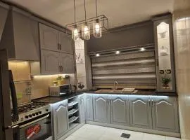 شقة فاخرة في دير غبار