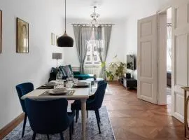 Main Square Apartments