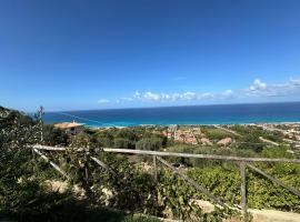 appartamento vicino tropea, hotel v destinaci Mandaradoni