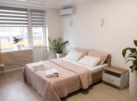 Viesnīca Апартамент у центрі з балконом pilsētā Mohyliv-Podilʼsʼkyy