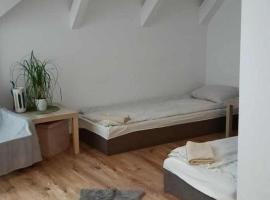 Zajazd i Motel u Krzyśków – hotel w mieście Szczekociny