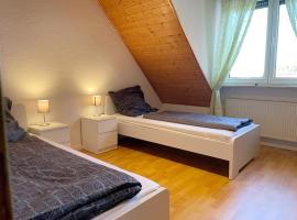 Wohnung Reinheim, hotel i Reinheim