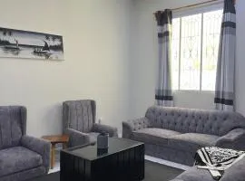 Fredy Chilling House